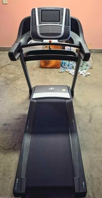 Quick Sale: Nordictrack s45i - Treadmill - Sparingly used & excellent condition - image 1 of 4