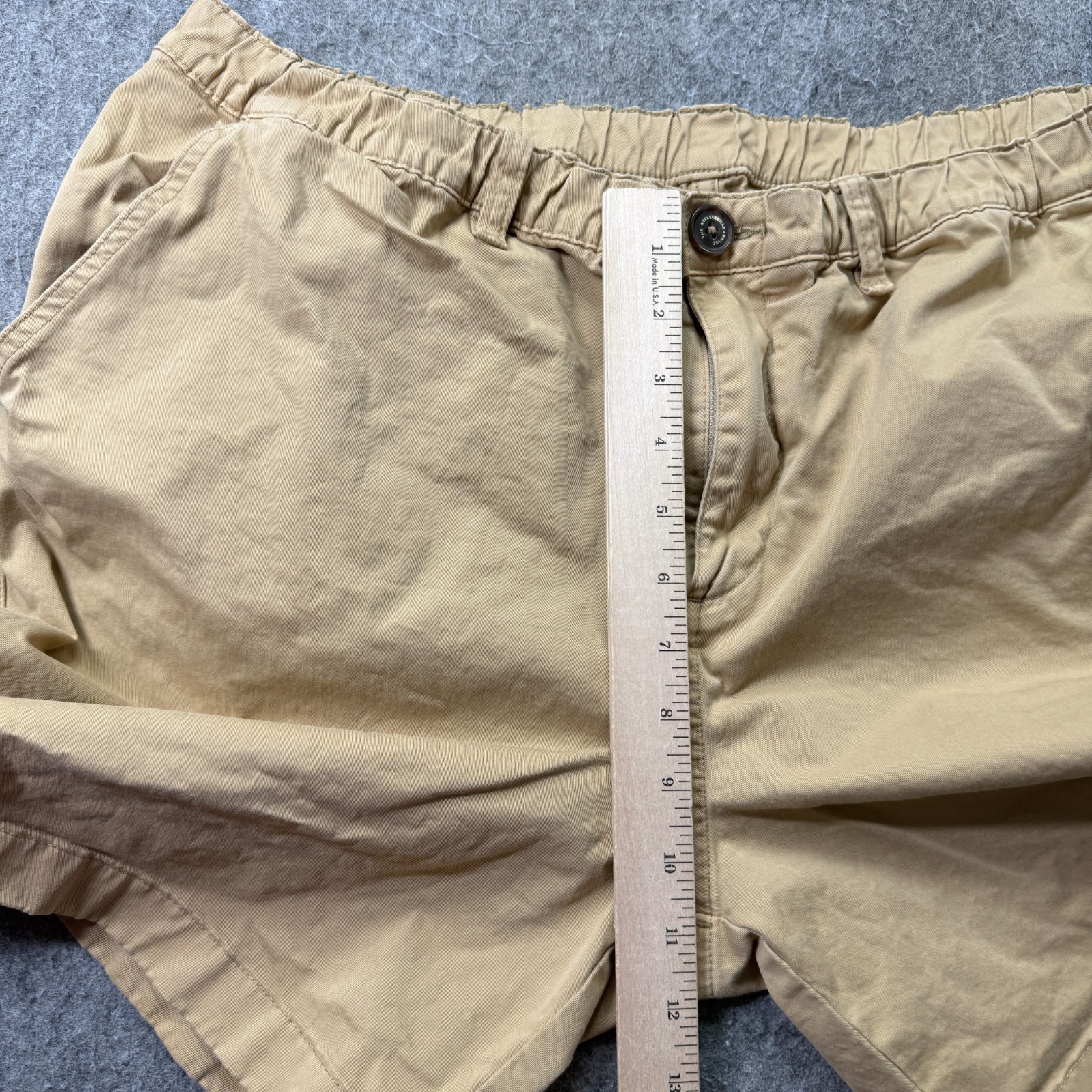 Chubbies Staples Shorts Men XL Beige Khaki 7" Elastic Regular Fit Stretch b101