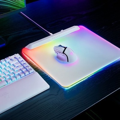 razer firefly v2 pro white (BRAND NEW)