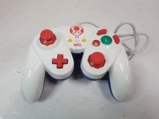 PDP Wired Fight Pad Controller Nintendo Wii - Toad - Tested   ( B257 )