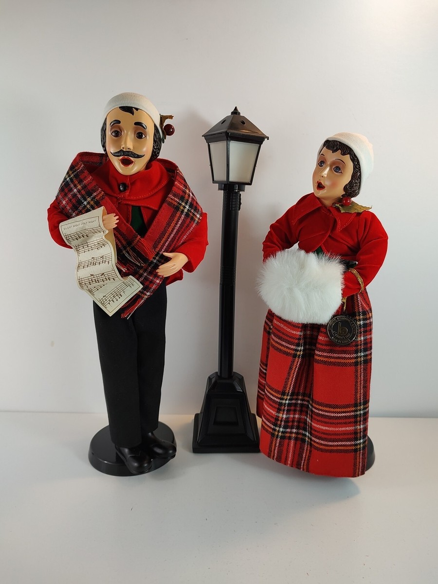 Brinn`s Vintage Christmas Carolers 1986 Full Set Four Figures