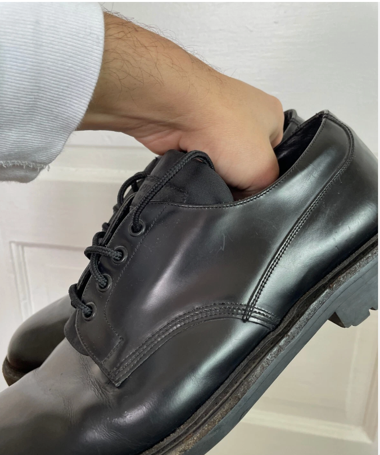 SAOLA Scarpe Prada Derby Commando Suola M 12 Lug Suola Nero Grosso Made in England