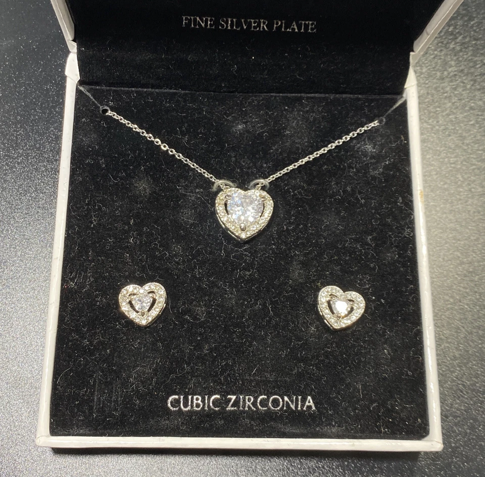 DANECRAFT FINE SILVER PLATE CUBIC ZIRCONIA HEART NECKLACE EARRINGS SET JEWELRY - Image 3 of 4