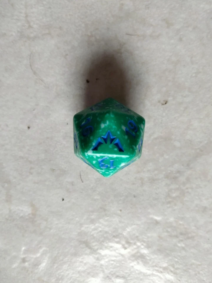 IRRUZIONE Dado D20 MTG MAGIC - D&D GAME DICE VERDE GREEN - Immagine 2 di 2