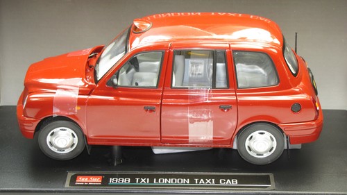 1998 LONDRA TAXI CAB ROSSO NUOVO IN SCATOLA - Foto 2 di 4