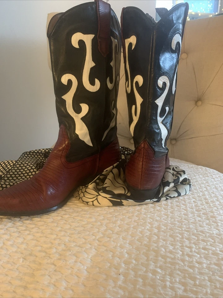 Botas de Vaquero Mujer Cuero Genuino Rojo/Negro Dos Tonos Borde Blanco Foto 2 de 4