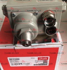 ONE NEW DANFOSS Pressure switch KPS33 060-310366 060-3103