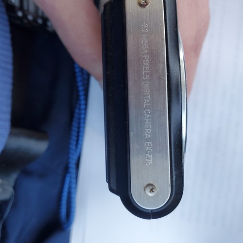 Casio Exilim EX-Z75 7.2 MP Without battery, Untested, For Parts Or Repair Black - Picture 4 of 5