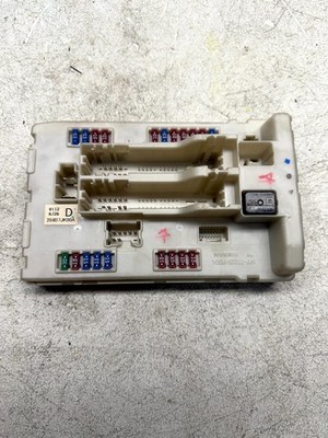 07-11 Infiniti G35 G37 IPDM Engine Fuse Box Relay Junction Block 284B7-JK00A OEM