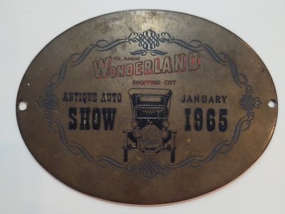 1965 Vintage Brass Wonderland Shopping City Plaque Revere Massachusetts 4''