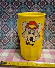 Vintage Chuck E Cheese Plastic Cup Mug Showbiz Pizza Time Theatre