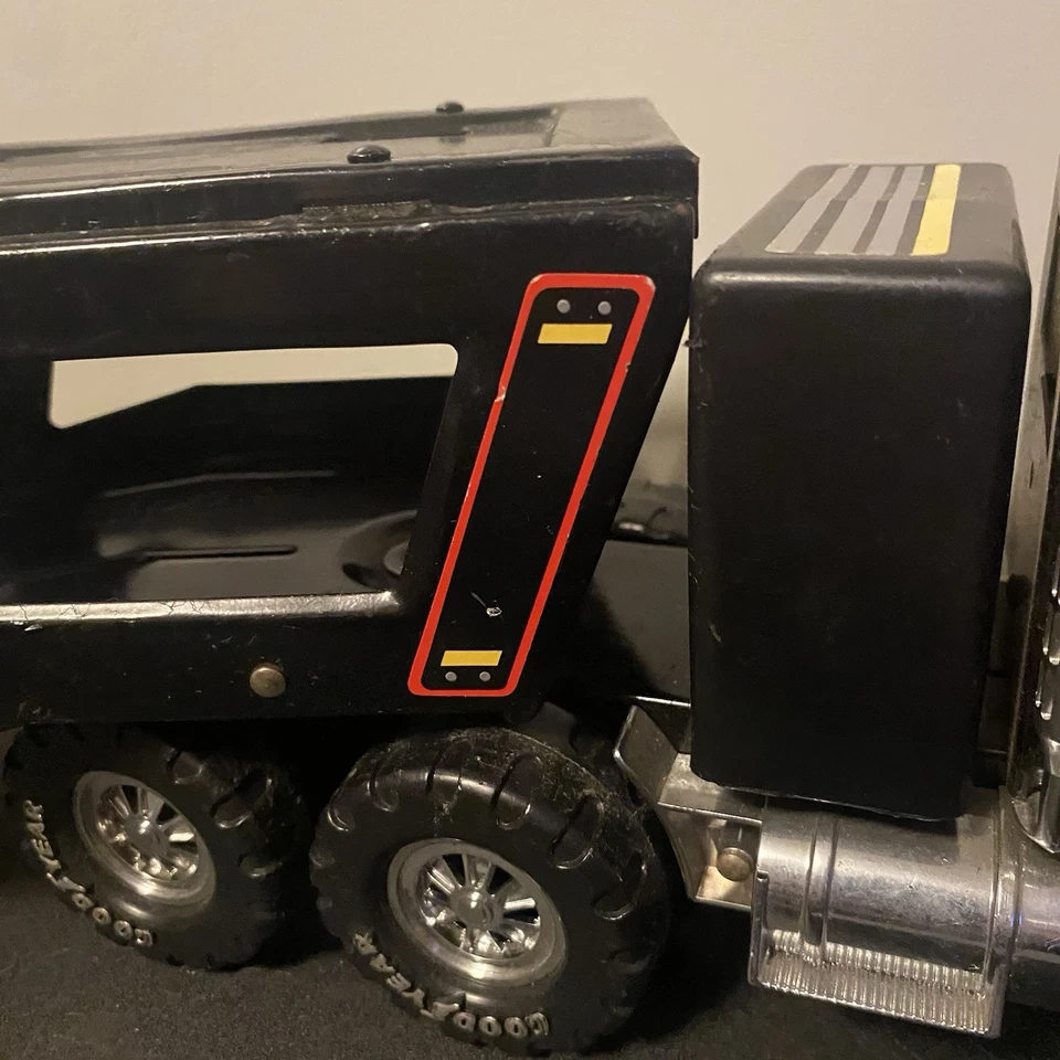 Camión semi y remolque Remco 1986, camión de plataforma grande de metal, STP Goodyear Foto 3 de 4