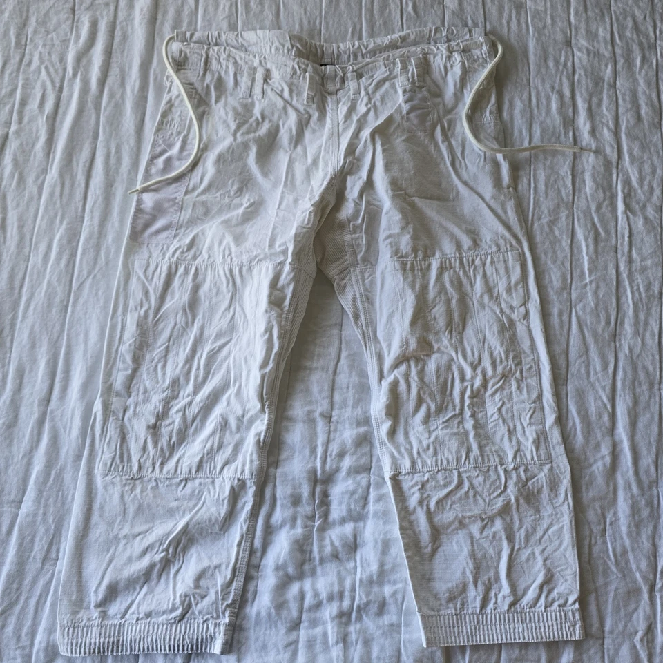 Jiujiteiro Sweep 450 Gi Yin 2.0, Blanco A3 Foto 3 de 4