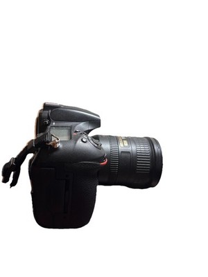 Nikon D810 Camera with 18-200mm Lens & Battery Grip | eBay