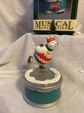 1994 NEW IN BOX COCA COLA MUSICAL POLAR BEAR SKATING D
