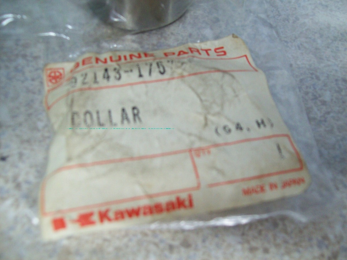 NOS OEM Kawasaki Engine Sprocket Collar 1995-1997 ZX900 Ninja