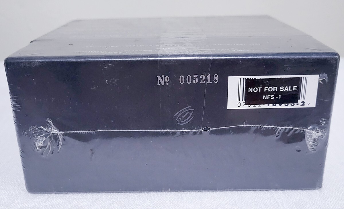 即購入可　Patti Smith DVD 限定Box Set s-l1200.jpg