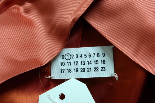 Maison Martin Margiela 1 Women's Orange Three Button Blazer US S IT 40 - Picture 4 of 4