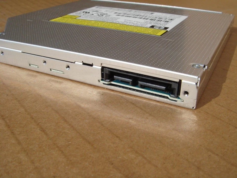 Новый Sony Optiarc AD-7701H-H1 12,7 мм 8 X лоток DVDRW SATA (HP: 574285-4C0) - Изображение 2 из 3