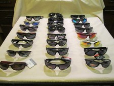 Men's FOSTER GRANT Wrap Sunglasses 100 UVA/UVB Protection NEW CHOICE STYLE
