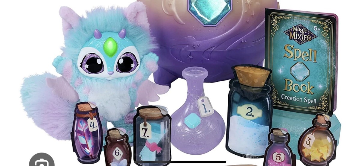 Magic Mixies Magical Misting Cauldron with Interactive Big Blue