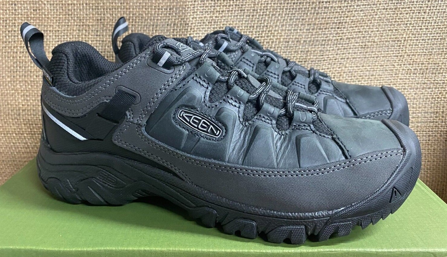 Nuovi con scatola Keen 1028128 Stivali casual da uomo Targhee lll WP tripli neri