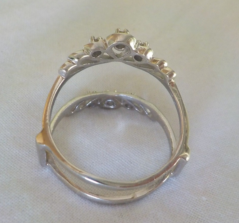 Solid 14K White Gold Split Shank Diamond Ring Jac… - image 9