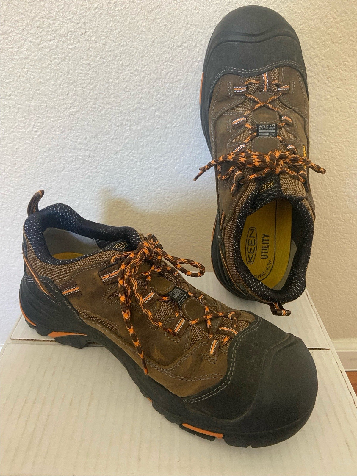 Keen Utility Men's Braddock Low Soft Toe Work Shoes Size 10.5 D Style 1014606D