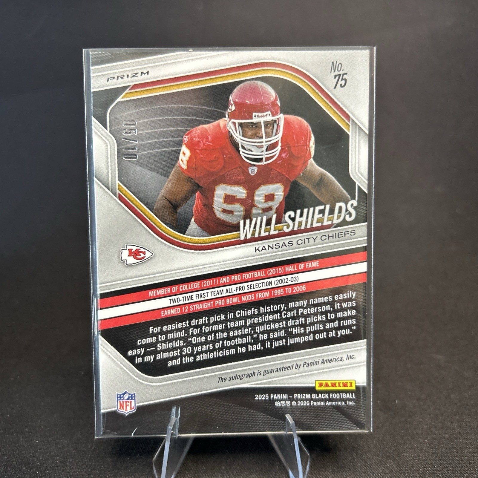 2025 Panini Prizm Black FOTL Will Shields Gold Shimmer Auto /10 Chiefs view 3