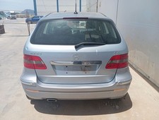 Pare-choc arrière Mercedes 208