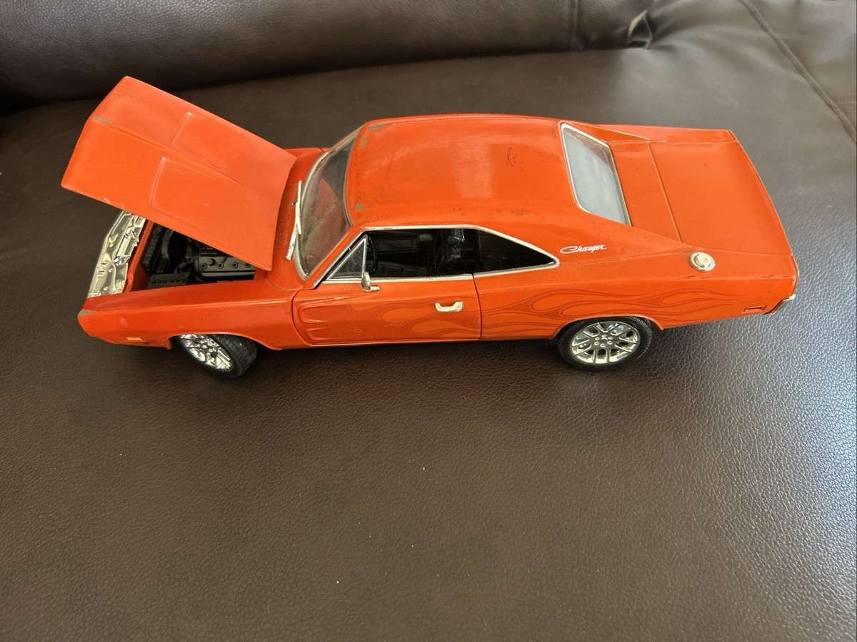 Hot Wheels 1:18 1969 Dodge Charger Modified Car Orange With Ghost