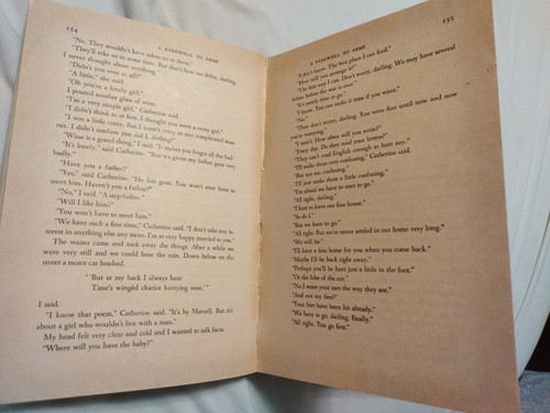 A Farewell to Arms by Ernest Hemingway 1929 Good Condition! Paper Cover - Picture 7 of 8