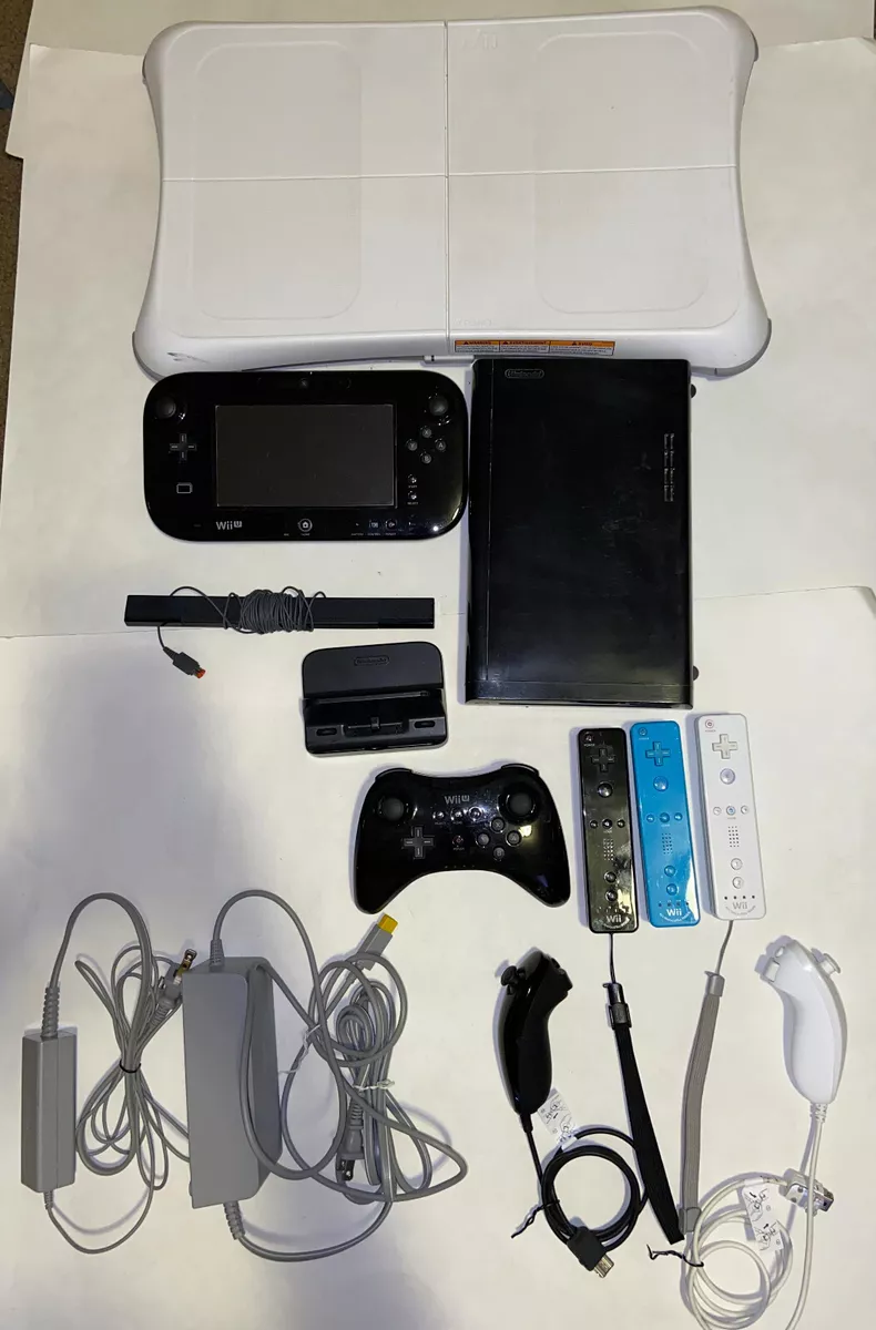 Restored Nintendo Wii U Console 32GB Black (Refurbished) 