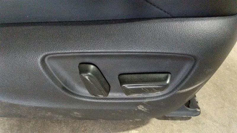 Asiento delantero derecho vinilo negro pasajero Toyota VENZA 2021-22 2553126 Foto 3 de 4