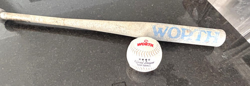 Vintage Worth Tennessee Thumper 30" Aluminum Softball Bat + Worth Ball USA