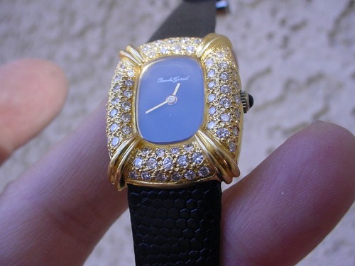 Vintage Bueche Girod 18K Gold Ladies Watch With Diamonds And Black Dial. - Picture 3 of 9