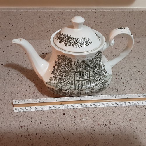RIDGWAY Green Staffordshire Shakespeare Country Teapot with Lid - Picture 11 of 12