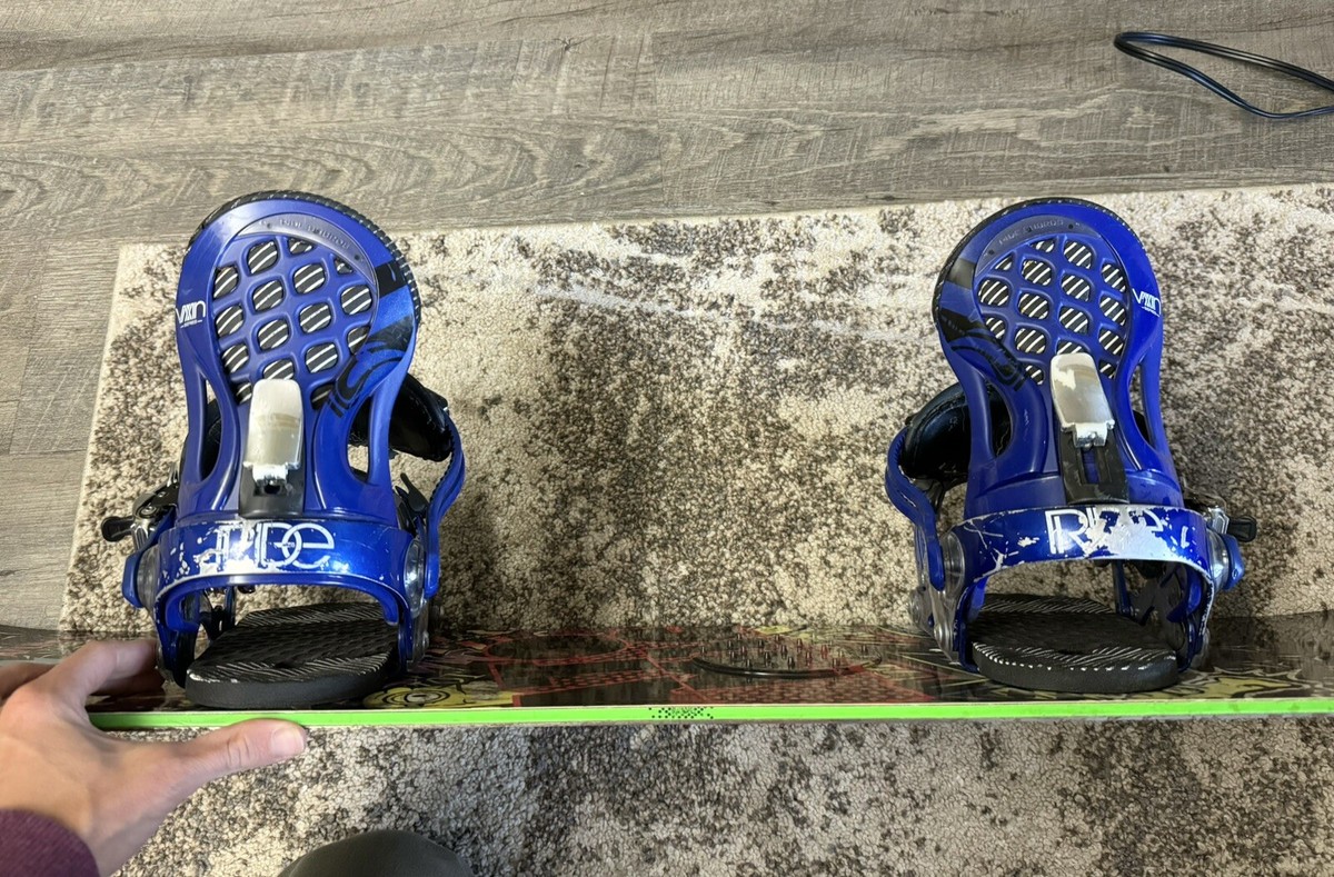 ATOMIC PIVOT Junior Snowboard 120 Cm W/ RIDE VXN Series Bindings
