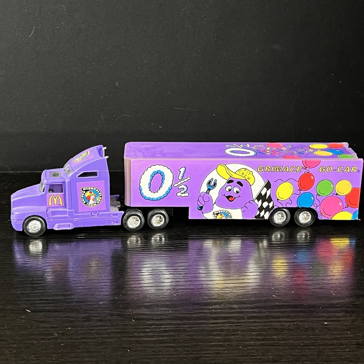 RACING CHAMPIONS 1:64 SCALE DIE -CAST CAB TRANSPORTER 1994 GRIMACE