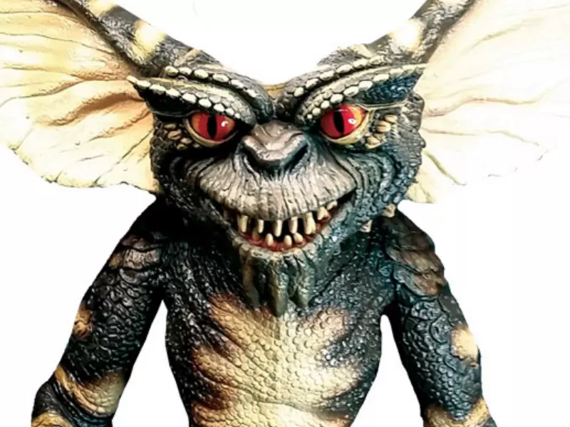 Gremlins Gizmo Puppet Prop – Trick Or Treat Studios