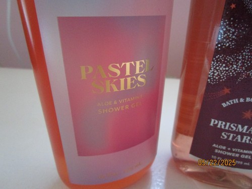 New Bath & Body Works Pastel Skies Prismatic Stars Sapphire Moon Shower Gel - Picture 2 of 3