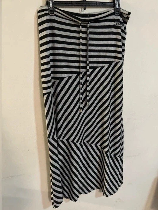 Falda larga a rayas negra y gris Seven 7 para mujer con cordón abertura lateral talla MEDIANA Foto 2 de 4