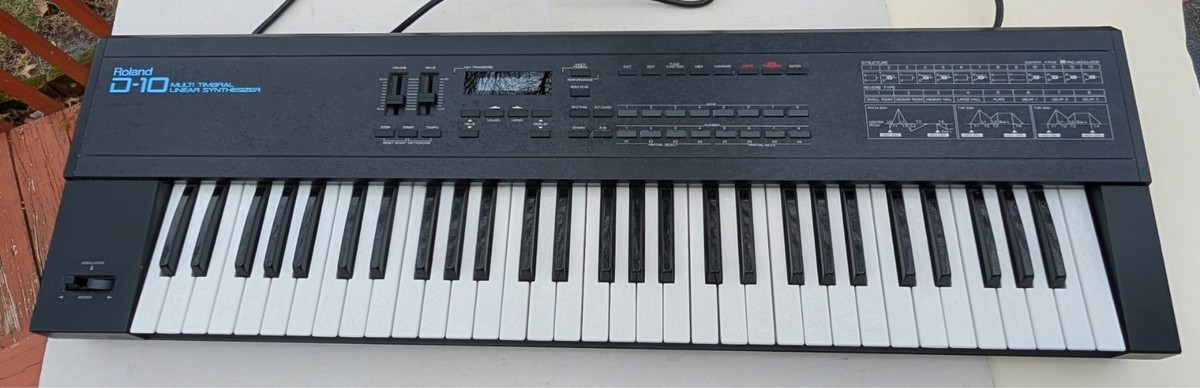 鍵盤楽器 Roland d-10 Roland D-10 61 Key Vintage Multi Timbral Linear Synthesizer Tested