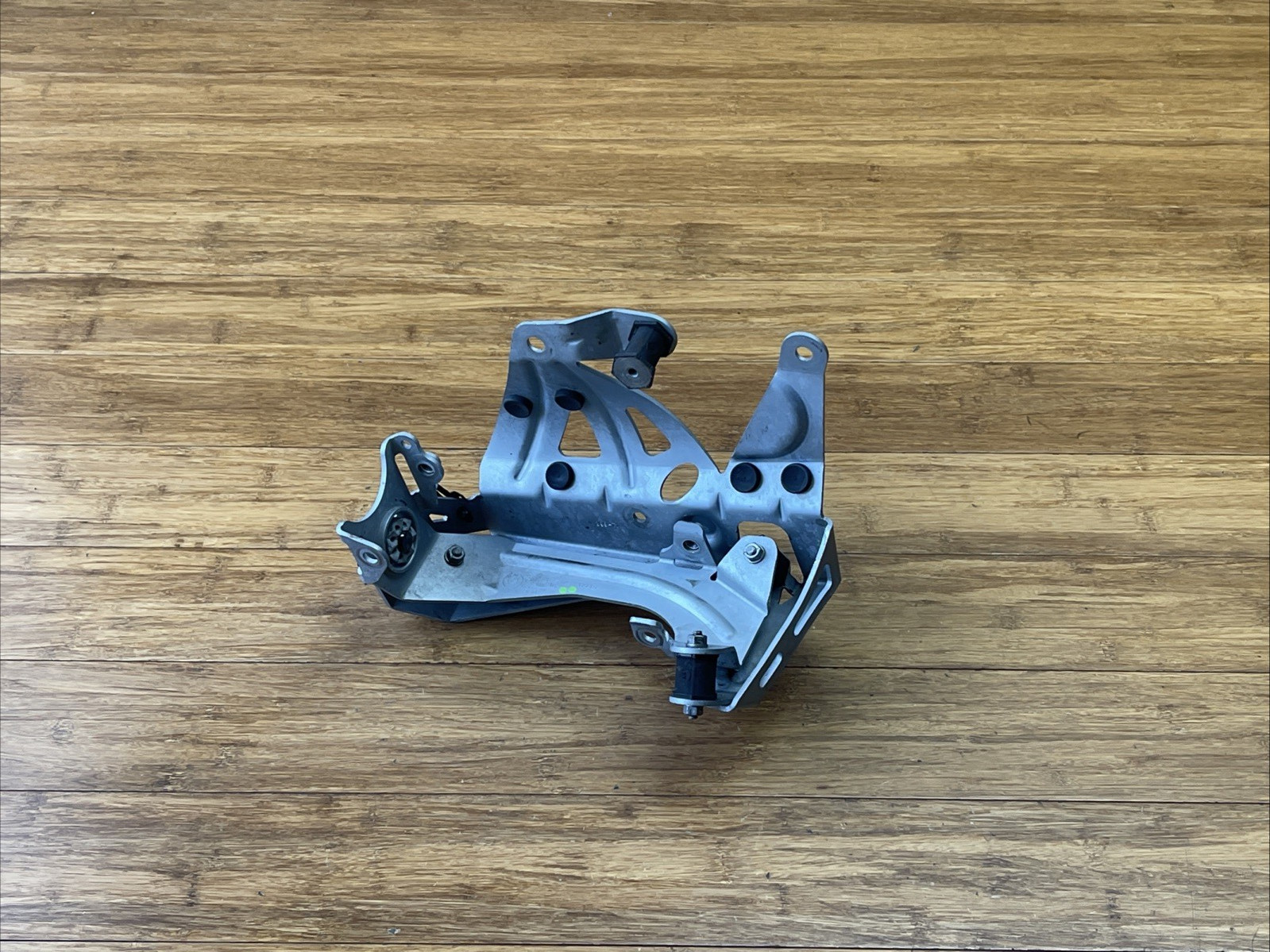 BMW i8 2014-2020 A/c compressor bracket