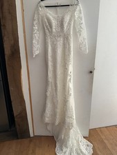 Stunning Wedding Dress & matching long Veil by Mon Cheri - dry cleaned size 6-8