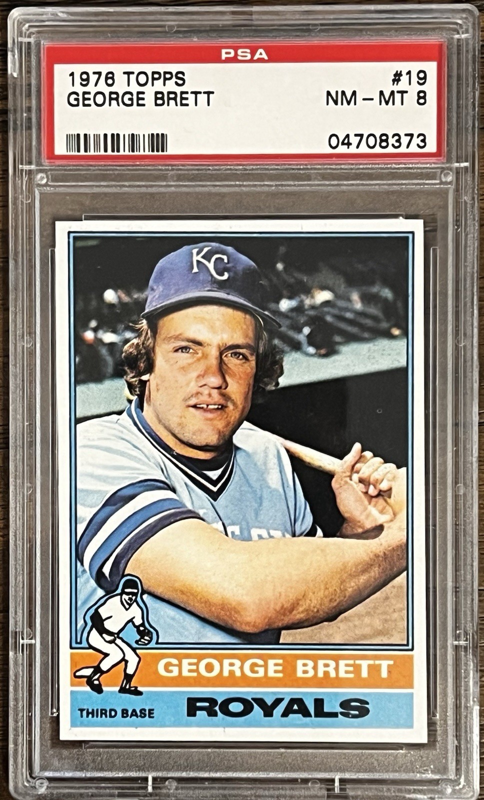 1976 TOPPS #19 GEORGE BRETT ROYALS HOF PSA 8