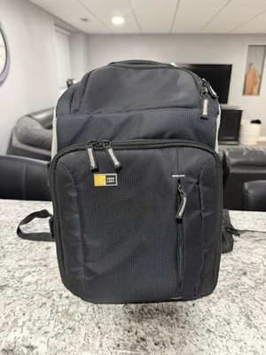 Case Logic Large Camera Bag Backpack. Preowned