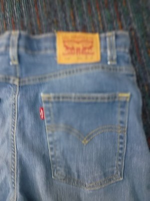 Levi's Men's Blue Light Wash Denim Slim Fit 5-Pocket Jeans Size 33 Regular