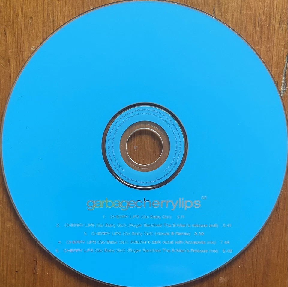 Garbage Cherry Lips 02 (Remixes) Australian CD single - Image 3 of 3