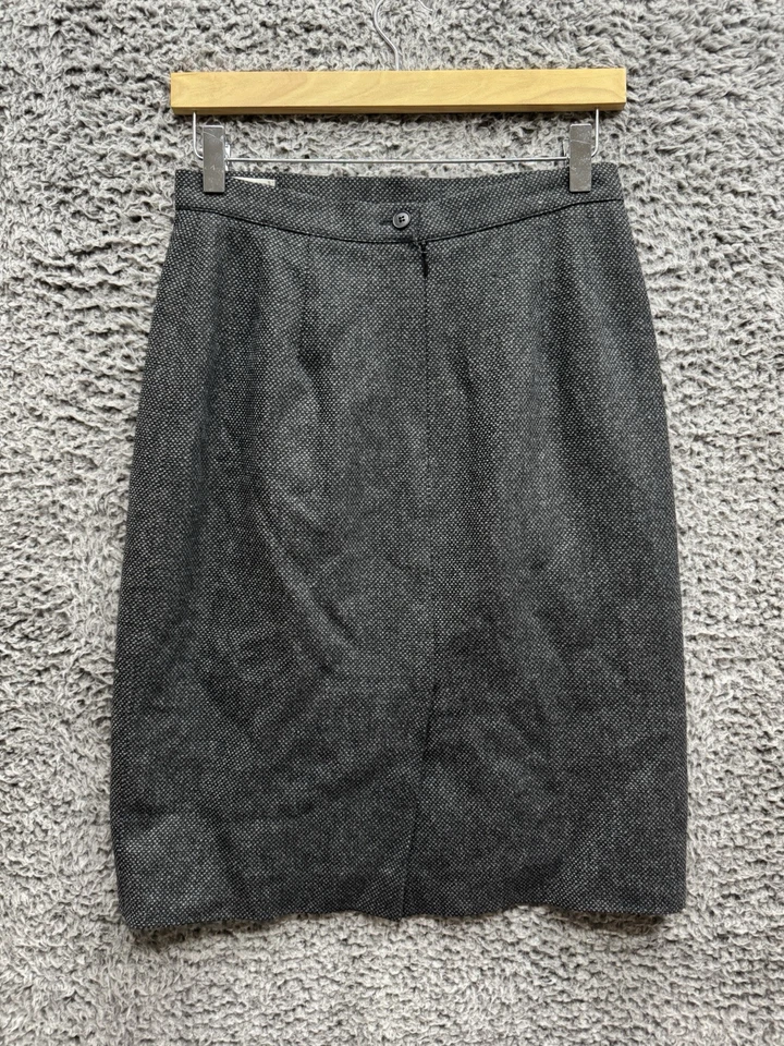 Giorgio Armani Le Collezioni Women's Button Down Skirt Suit Gray Wool Sz 6 - Image 4 of 4